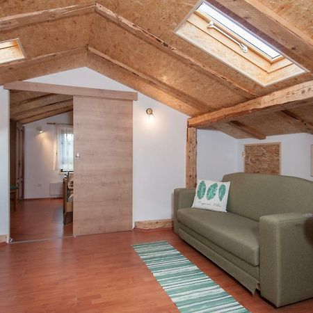 Apartment Tre Rose Zvoneca Luaran gambar
