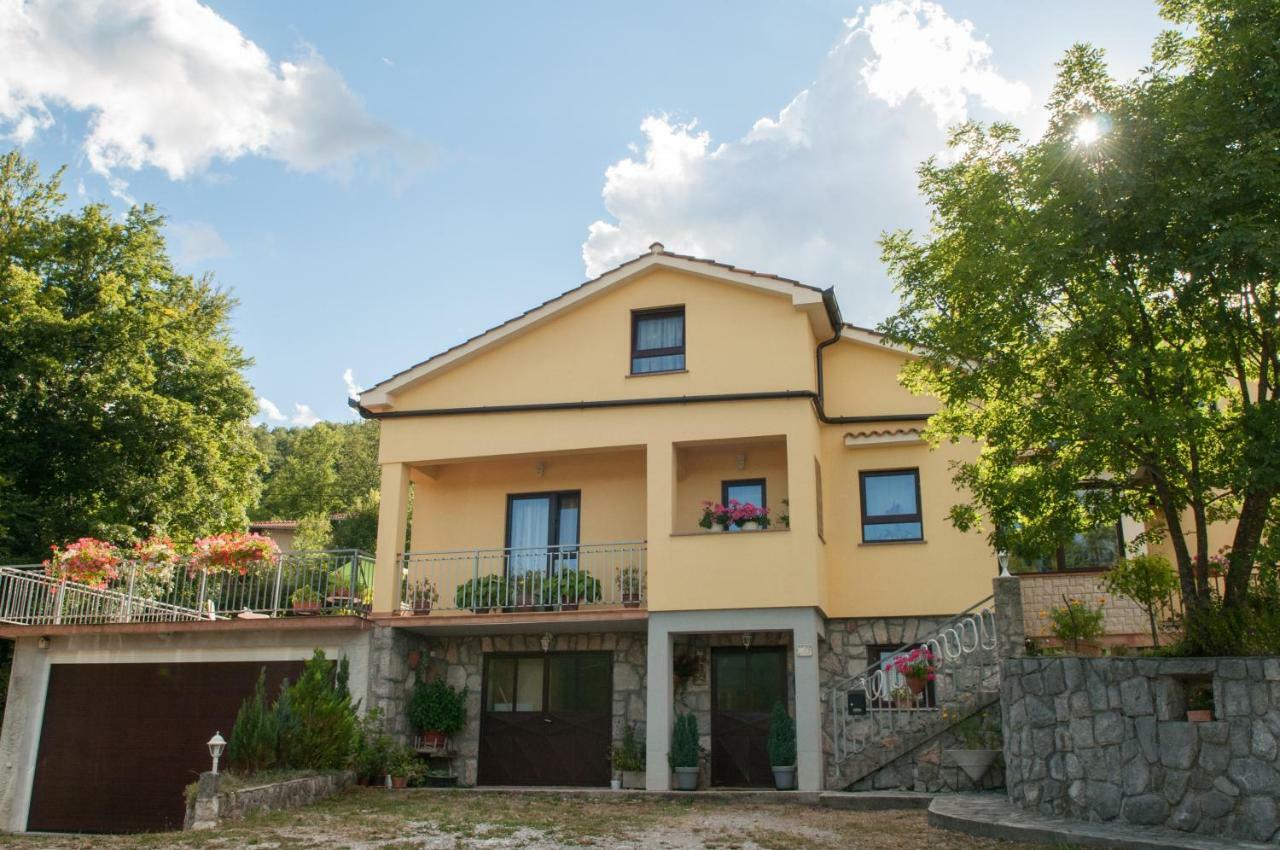Apartment Tre Rose Zvoneca Luaran gambar