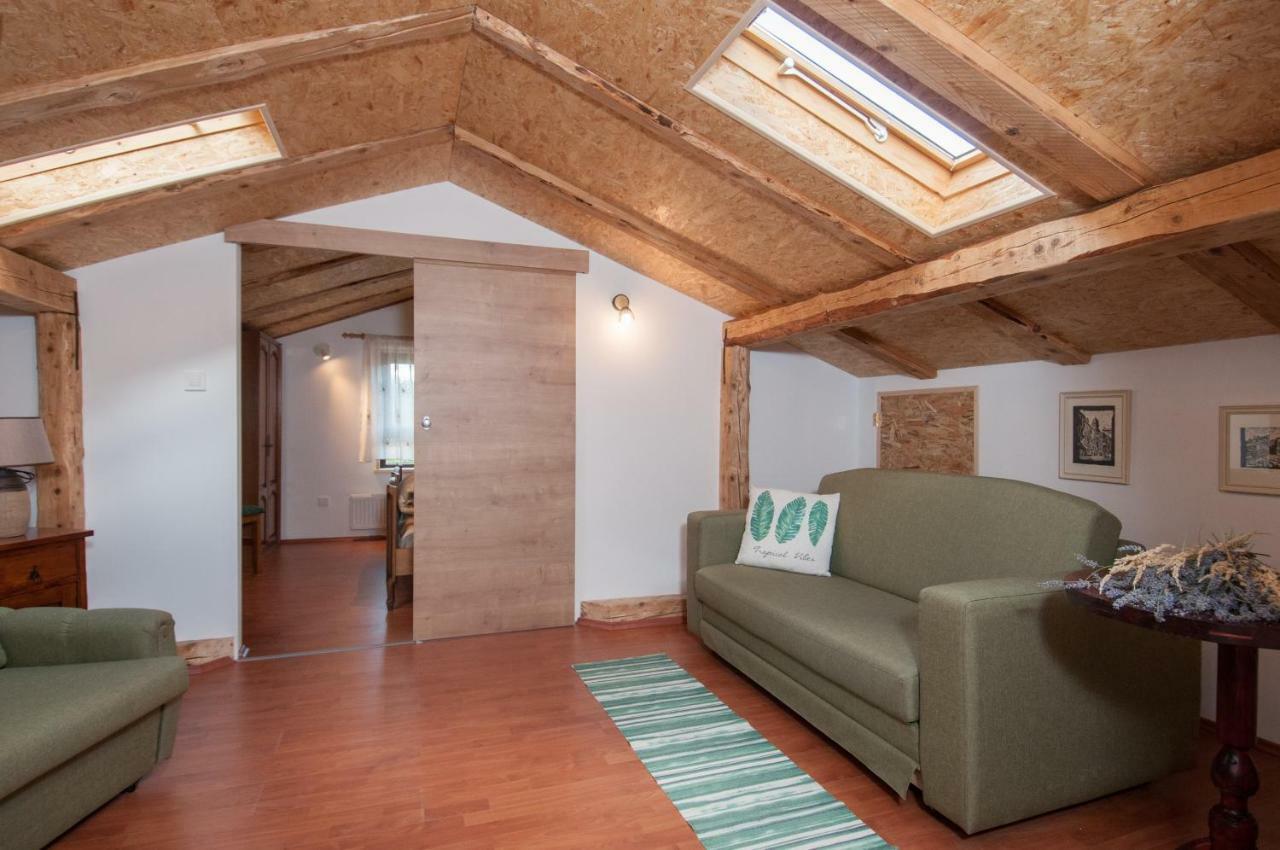 Apartment Tre Rose Zvoneca Luaran gambar