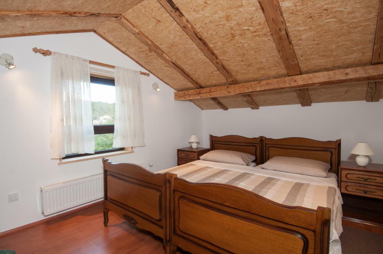Apartment Tre Rose Zvoneca Luaran gambar